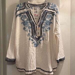 Johnny Was white and blue embroidered tunic